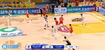 行云流水！胡金秋抢断给孙铭徽反击 朱俊龙吃饼打停辽宁